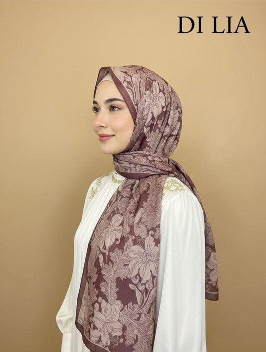 HELLBRAUN / CREPESCHAL