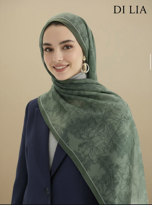 GRÜNER / SEIDENTUCH